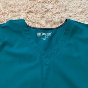 Women’s Plus Size scrub top